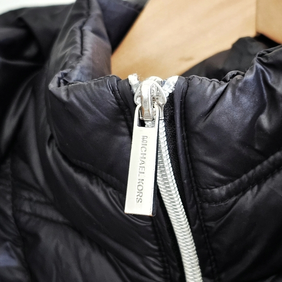 Duck Down MICHAEL Michael Kors Packable Short Down Fill Black Women's Jacket, S - Picture 9 of 16